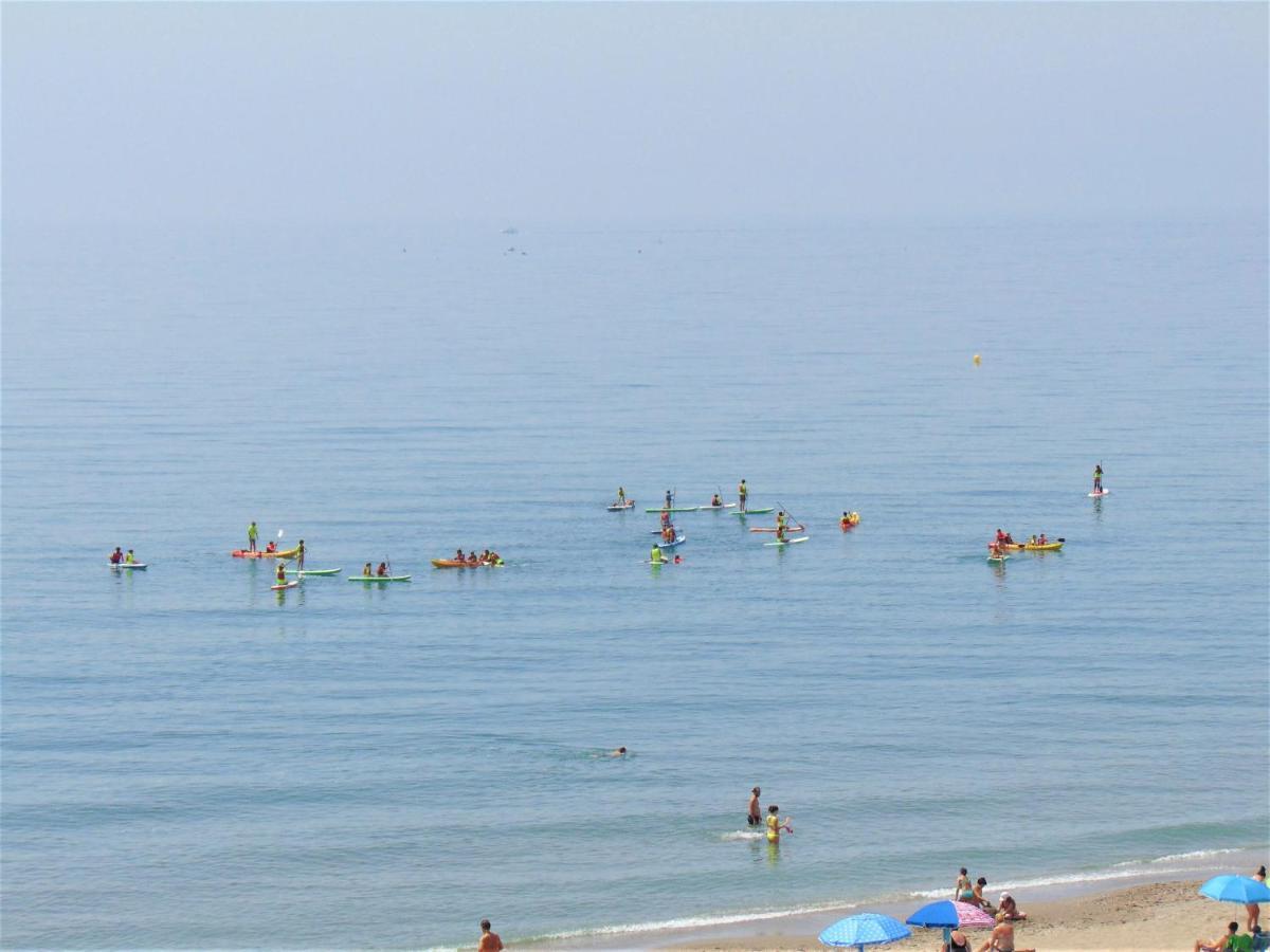 פואנגירולה Beachfront, Two Bed- & Bathrooms, Private Parking מראה חיצוני תמונה
