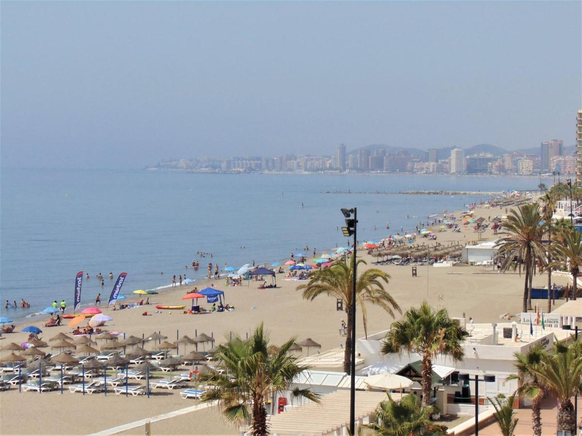 פואנגירולה Beachfront, Two Bed- & Bathrooms, Private Parking מראה חיצוני תמונה