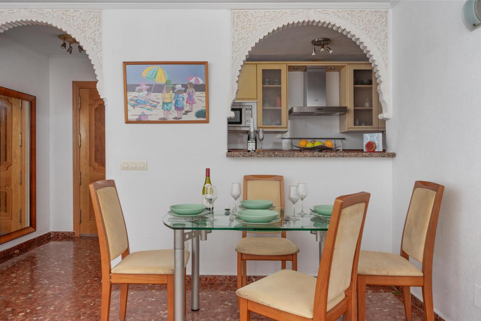 פואנגירולה Beachfront, Two Bed- & Bathrooms, Private Parking מראה חיצוני תמונה