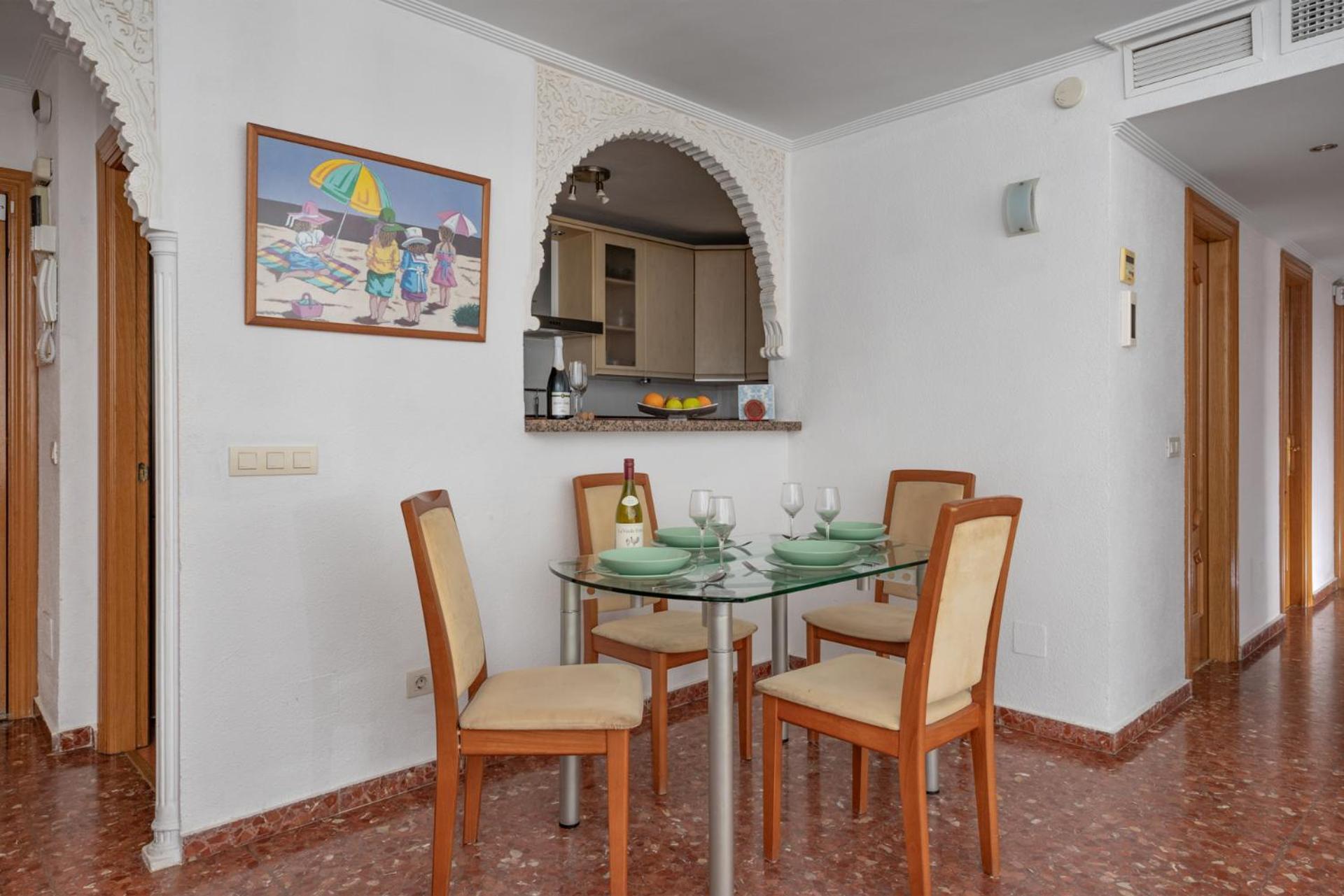 פואנגירולה Beachfront, Two Bed- & Bathrooms, Private Parking מראה חיצוני תמונה